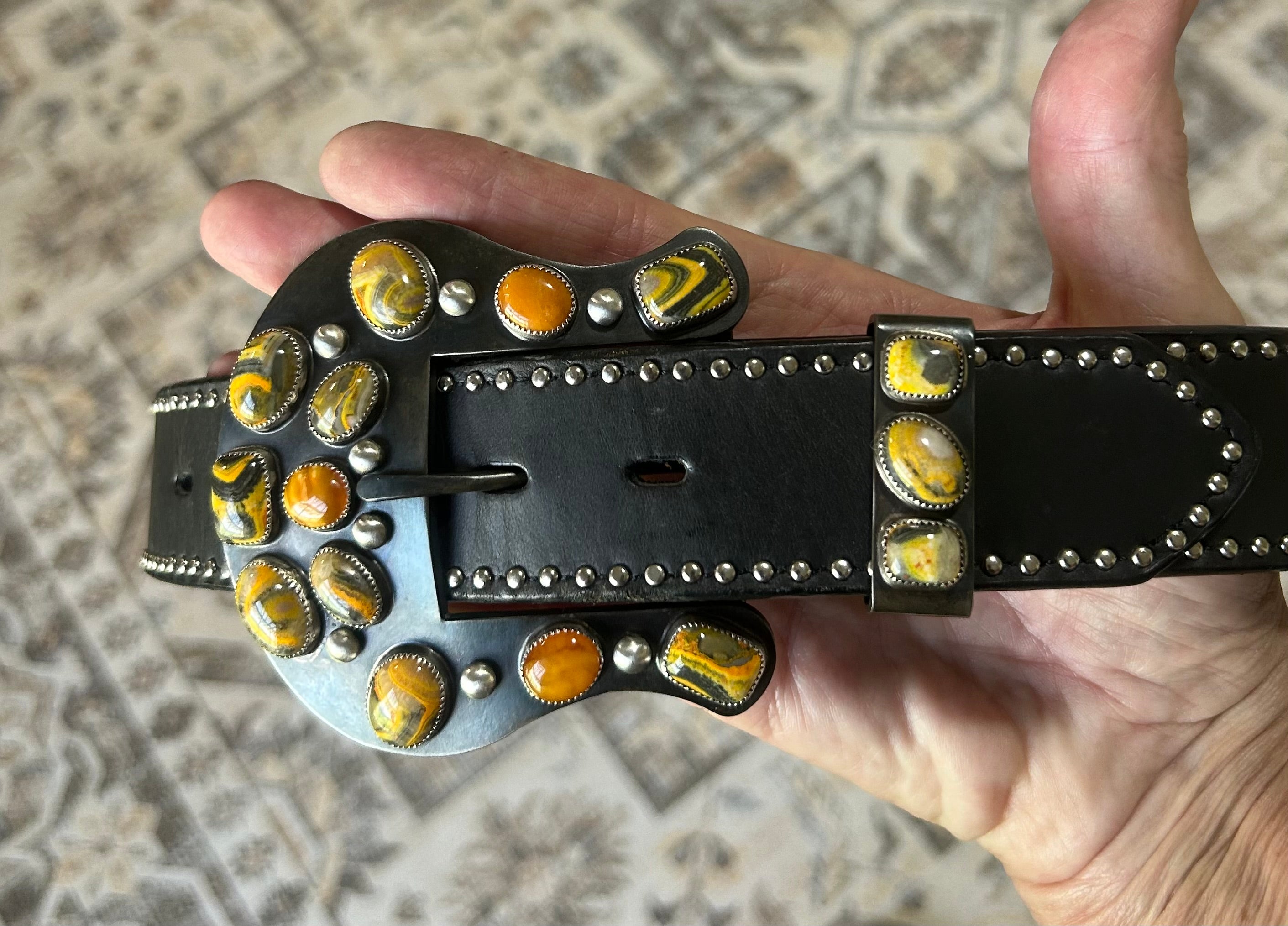 Bumblebee Buckle