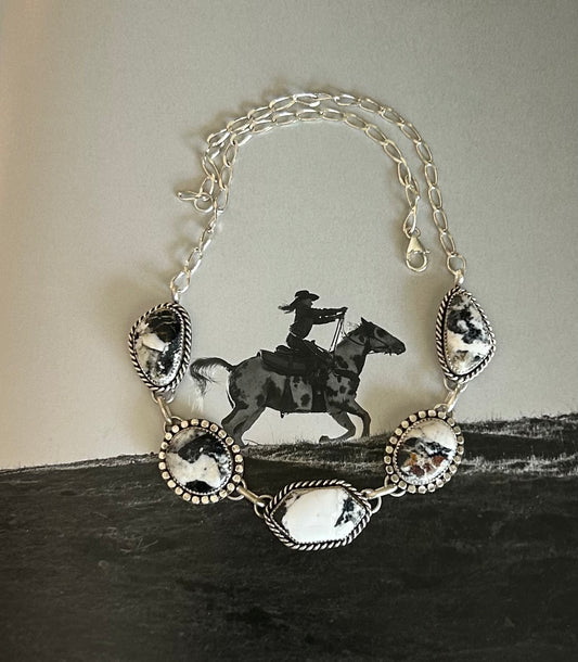 White Buffalo Choker