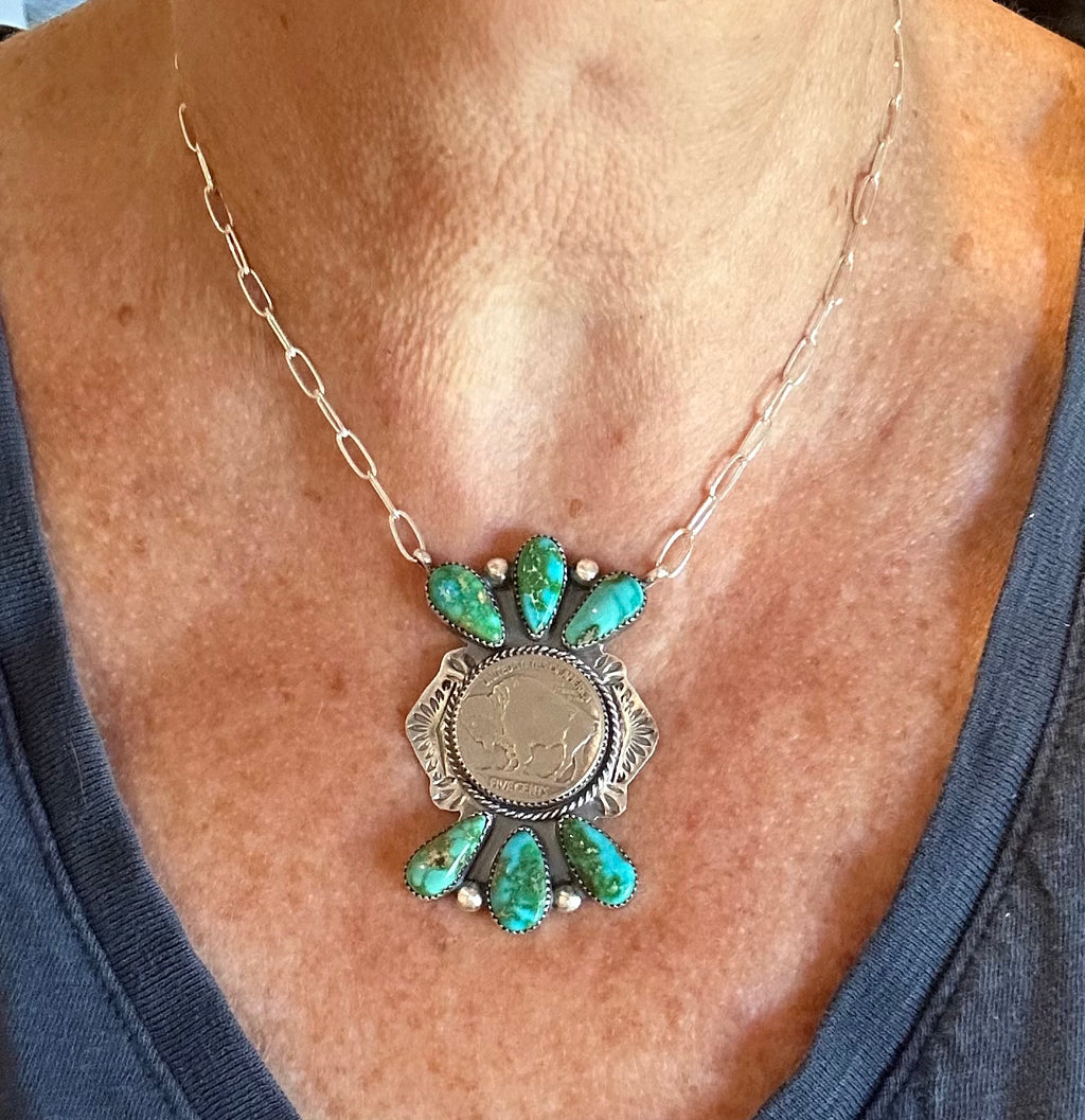 The Kelsea Necklace